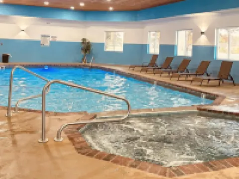 Super 8 by Wyndham Escanaba Hotels in Escanaba