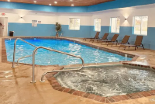 Super 8 by Wyndham Escanaba