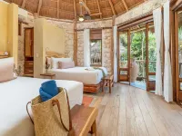 Alaya Tulum Hotels near Cesiak