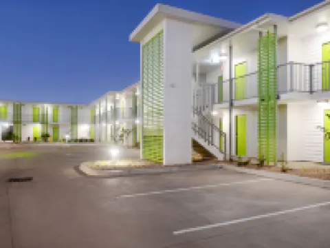 Mackay Oceanside Central Hotel Official Hotels in Mackay