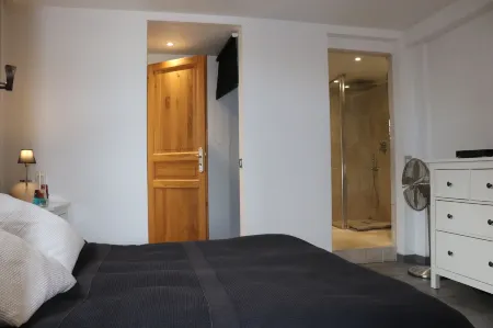 Skylark Bed & Breakfast Отели в г. Грас