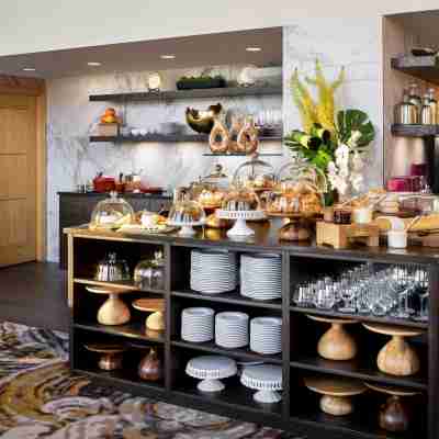 Fairmont Vancouver Airport - Gold Experience Dining/Meeting Rooms
