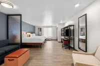 Everhome Suites Glendale Sports Entertainment District Hotels in Peoria