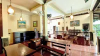 Gili Buana Hotels in Пеменанг