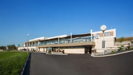 Hotel TheGreen Отели в г. Пульхайм