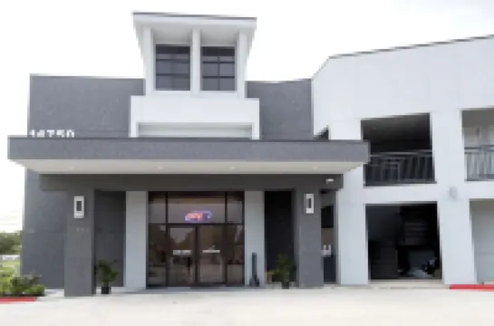 House Hotel Hotels near George Bush Park