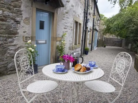 Linton Court Coach House Отели в г. Settle