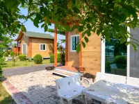 Beung Sampathuan Nakornchaisri Resort Hotels in Nakhon Chai Si