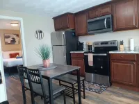 The Micro-Loft at Mt. Pleasant New 2BR APT Parking Providence County 호텔