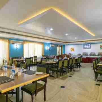 Golf View Hotel & Suites Dining/Meeting Rooms