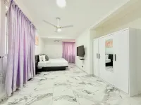 Jacuzzi Nori Hotels in Ogbojo