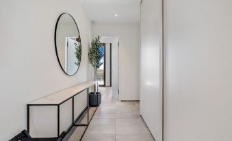 Voya Residence Zenit Royal - Luxury Apart Hotel with Rooftop Views & Concierge