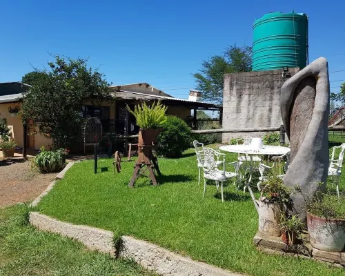 The Hay Barn Hotele w: Howick