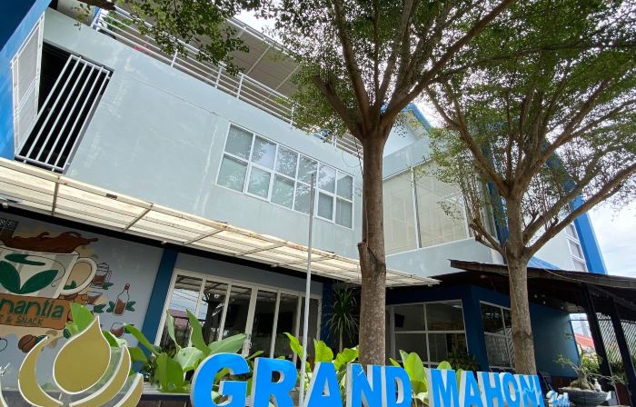 Grand Mahoni Hotel