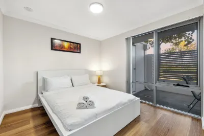 Yaran Suites