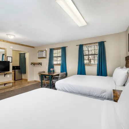 The Claire Hotel