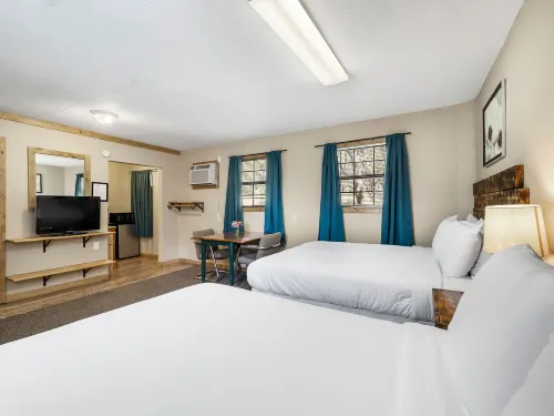 The Claire Hotel