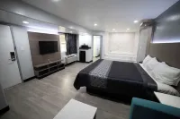 Express Inn & Suites Ontario Airport Hotels in Upland