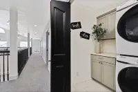 Massive Gathering Home with Ballroom - Sleeps 32+ - Biệt thự