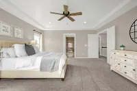 The Heart House - Spacious & Warm 6bd Family Home in Beautiful Monument Colorado Hotels in Gleneagle