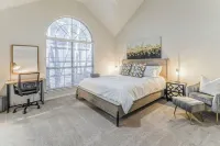 Upscale Home w/ Pool, Arcade & More! Hotel in zona Frisco Commons Park