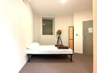 Hostel Flamingo Nîmes Gare Centre Hotels in 