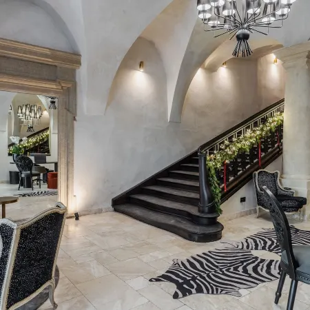 Hotel Unicus Palace Old Town - Destigo Hotels Отели рядом с достопримечательностью «Галерея Яна Фейкиля»