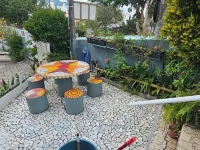 GH Ingleses Hotels near Santinho