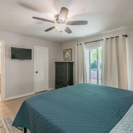 No Cleaning Fee!!~King Bed~Near Dickies,Tcu, Cultural District~Sleeps 6 Отели рядом с достопримечательностью «Хален Молл»