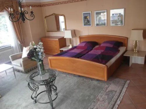 Arthur Historic Vacation Home Moselle Hotels in Mulheim