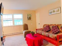 Beautiful apartment in Historic downtown location close to everything !