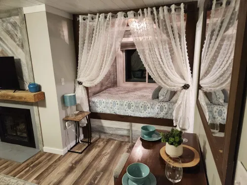 Retreat to the Grand View Suite in Beech Mnt/ Pinnacle/Pool/3rd Floor - Kuntosalit