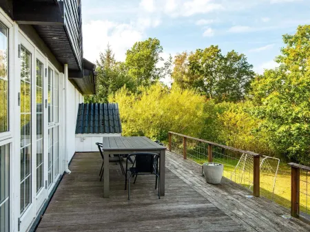 10 Person Holiday Home in Allingabro-by Traum Отели в г. Allingabro