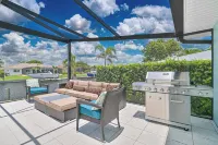 NEW!! PARADISE! MODERN-WATERFRONT-LARGE HEATED POOL-5 MIN TO FISHVILLE