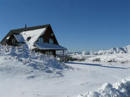 Wonderful big Logcabin in the Mountains