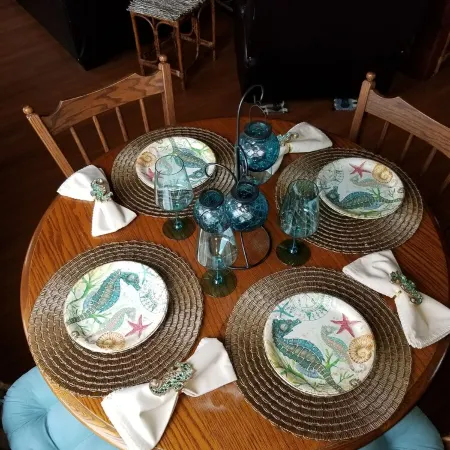 Pictured Rocks Lodge 5 minutes from Munising! Recently remodeled!