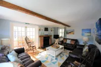 Shepherds Patch Is A Large Thatched Cottage In Thurlestone with a parking space. Hoteles en Kingsbridge