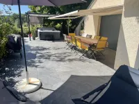 Holiday house facing the lake ideal for a family with children