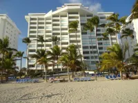 Beach-Front Apartment With Amazing View