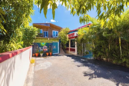 Apartment with Jacuzzi BamBam 3 Отели в г. Агуада