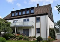 Vacation apartment "Zu den Bruchtauen" Hotels near Brakeler Tierwelt GmbH & Co. KG - Brakel