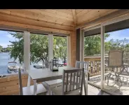 3 Bedroom Okauchee Lake