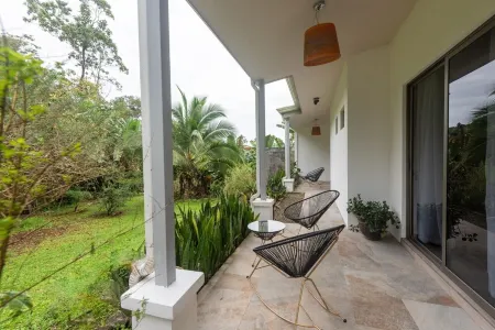 Arenal White Bliss Villa Отели рядом с достопримечательностью «Monteverde Cloud Forest Biological Preserve»