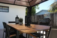 New! The Moon House with Pool, Arcade & Basketball
