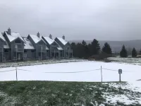 Across from Holiday Valley, sleeps 10, entire TH, walk to VLG, CLEAN, updated