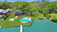 Home on the Lake w/ Pool and Boat Dock