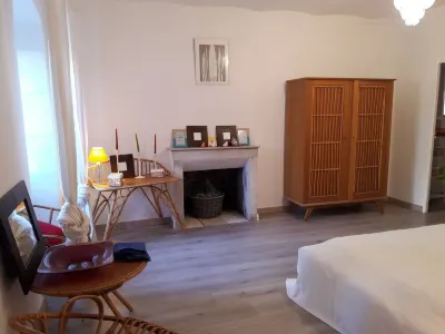 renovated apartment in bourgeois house