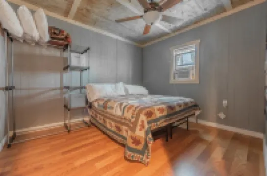 Oakwood Cabin 15min to Buffalo Point