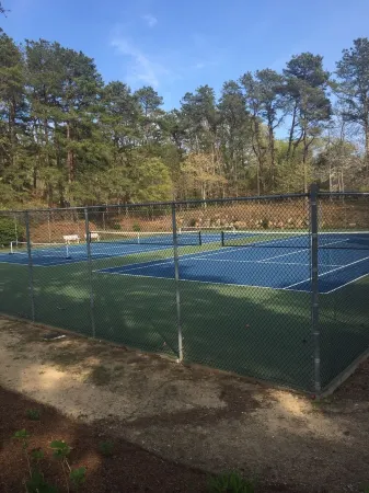 Serene Sengekontacket Pond Getaway Отели рядом с достопримечательностью «ЙМКА Мартас-Винъярд»