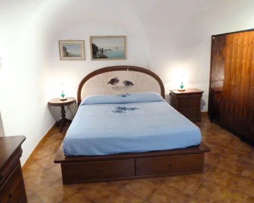 Casa Mamma Rosetta, one step away from the sea, the mountains and the cycle path Hotels in Civezza
